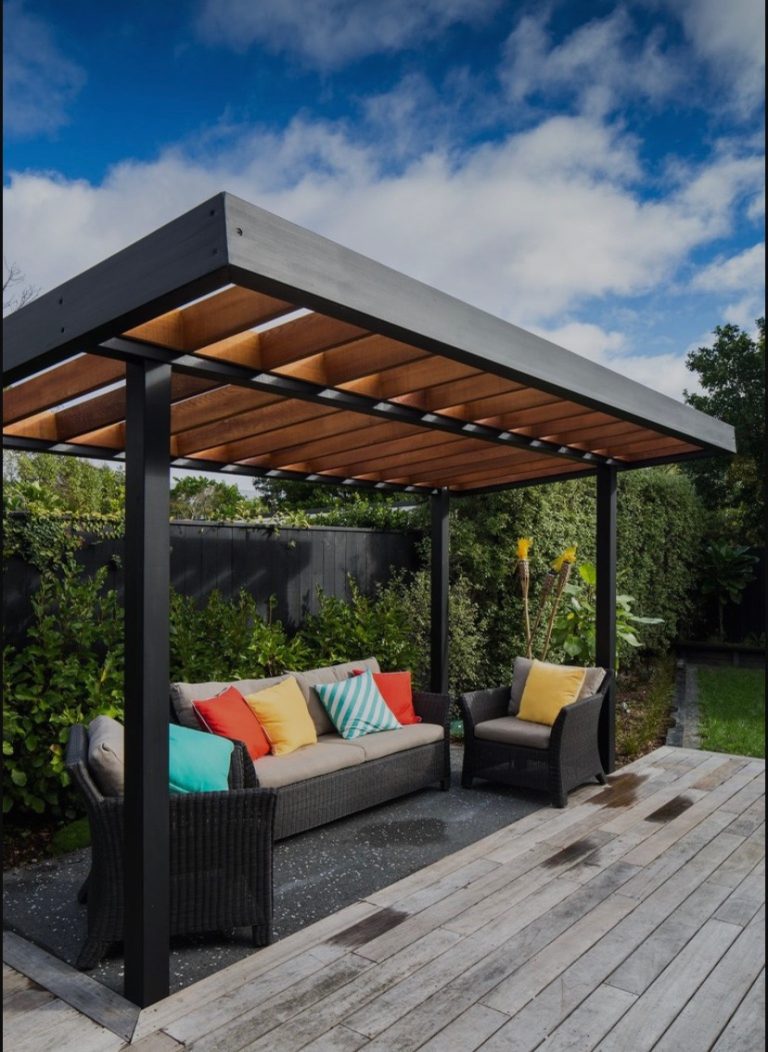Fixed slat pergola by Cabana Theory — architectural aluminum shade structure