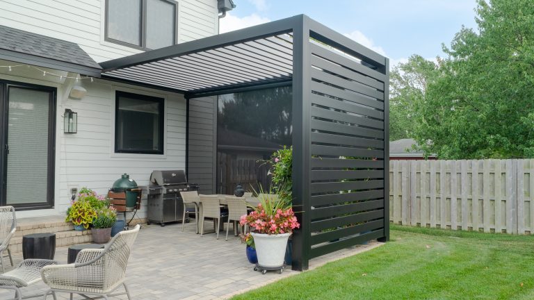 Fixed slat pergola by Cabana Theory — architectural aluminum shade structure