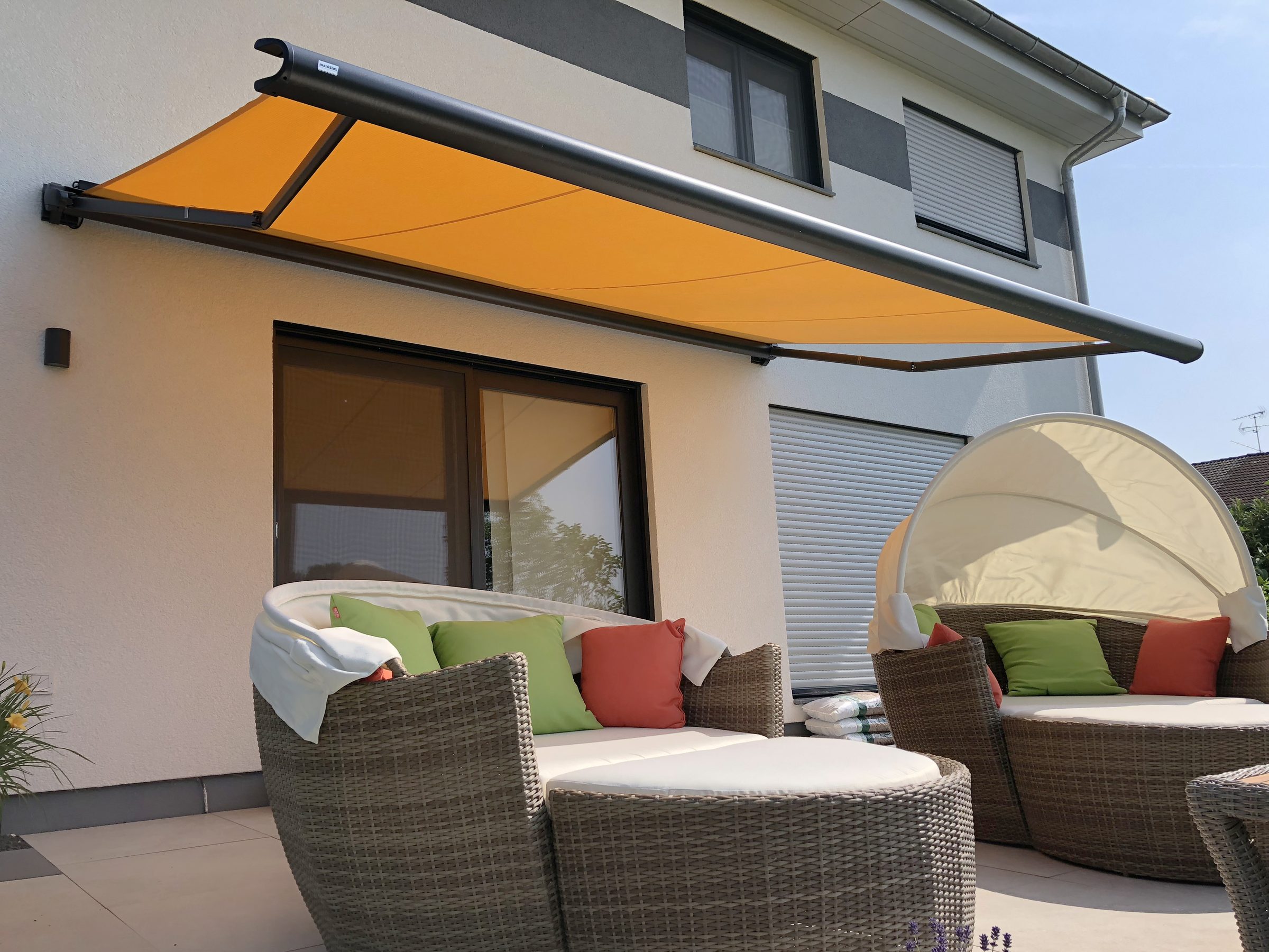 Retractable awning installation - Cabana Theory